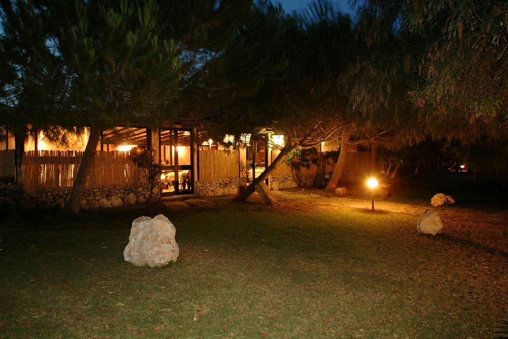 Hotel Ristorante Sa Pedrera Cabras Luaran gambar